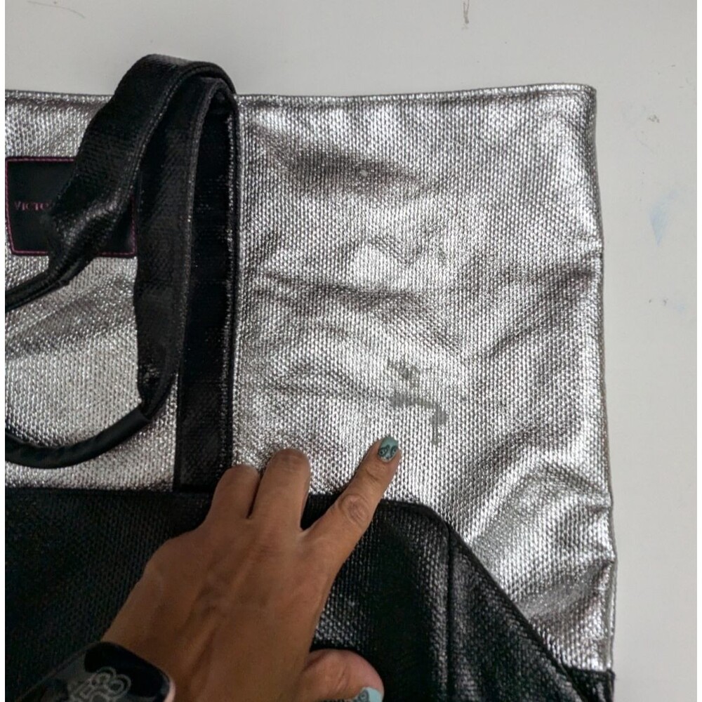 Victoria's Secret Weekender Large Tote Bag Silver 24X14 in Travel Gym Pool Beach - Picture 10 of 10